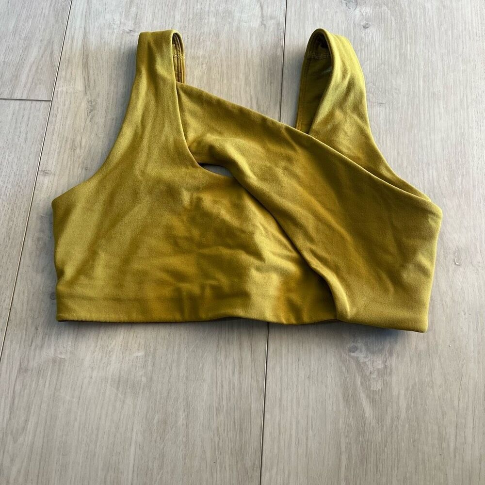 lululemon athletica green Sports Bra